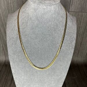 Kay Jewelers 18K Yellow Gold Herringbone chain necklace
